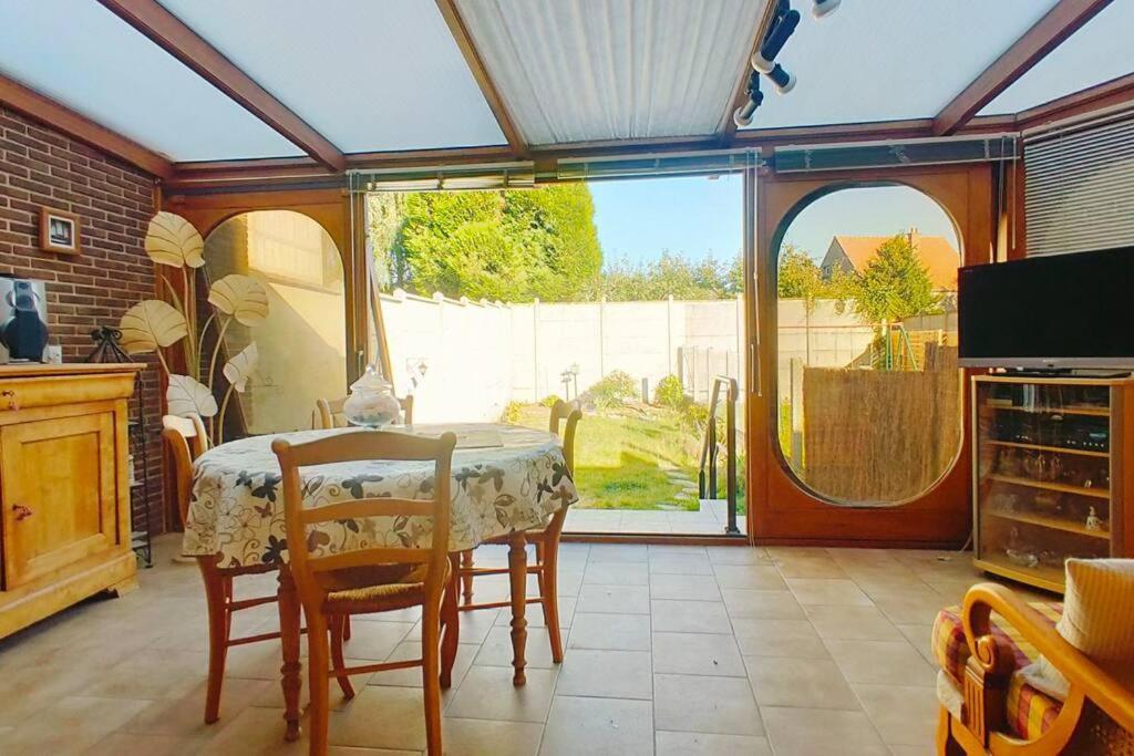 Villa La Cambresienne De Mamie Cambrai Esterno foto